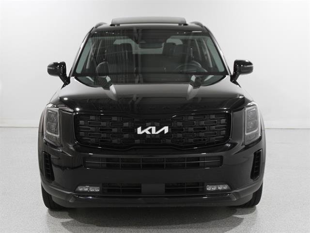 Used 2022 Kia Telluride SX w/ SX Prestige Package image 2
