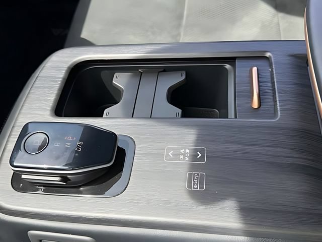Used 2023 Nissan Ariya FWD image 22