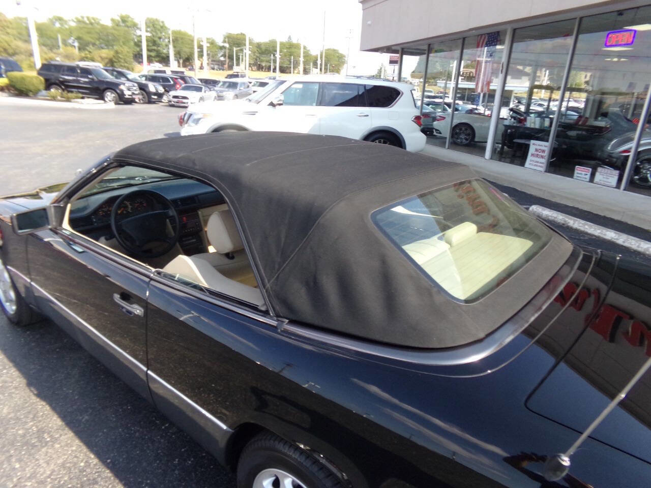 Used 1994 Mercedes-Benz E 320 Convertible image 42