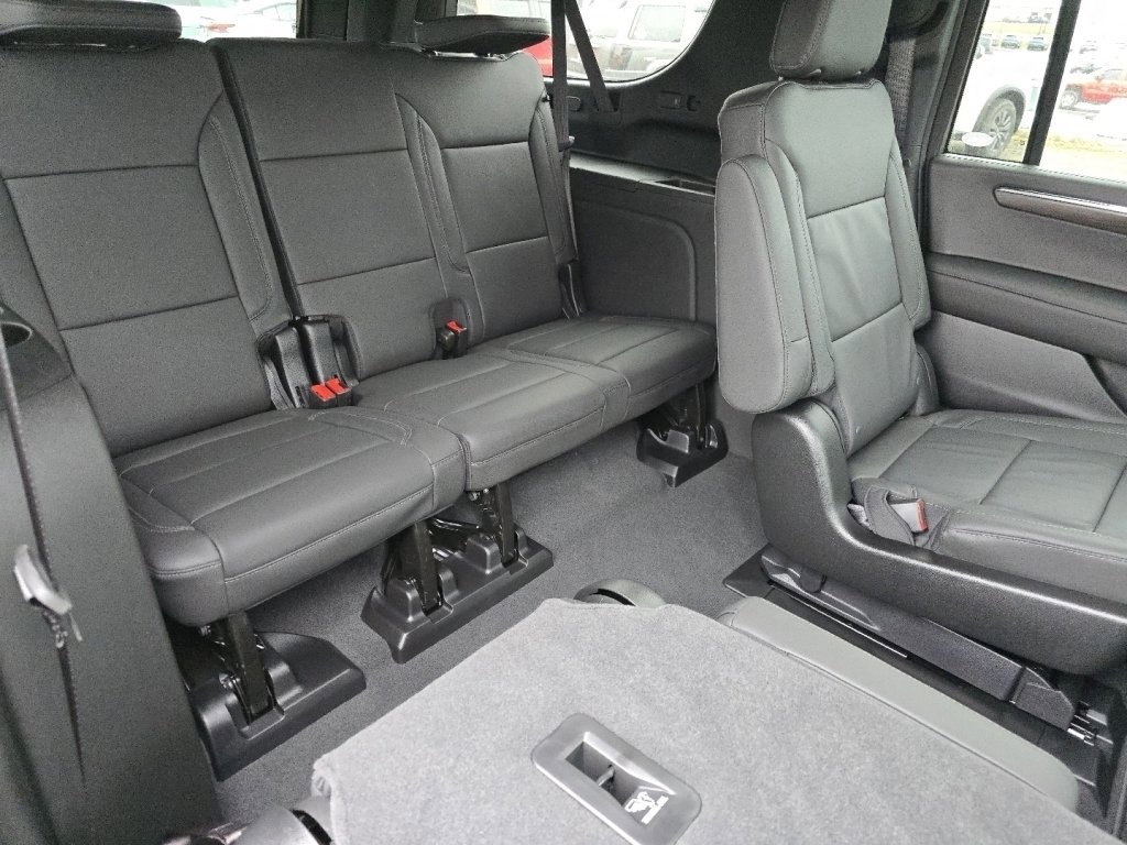 New 2026 Chevrolet Suburban LT w/ Comfort Package image 15