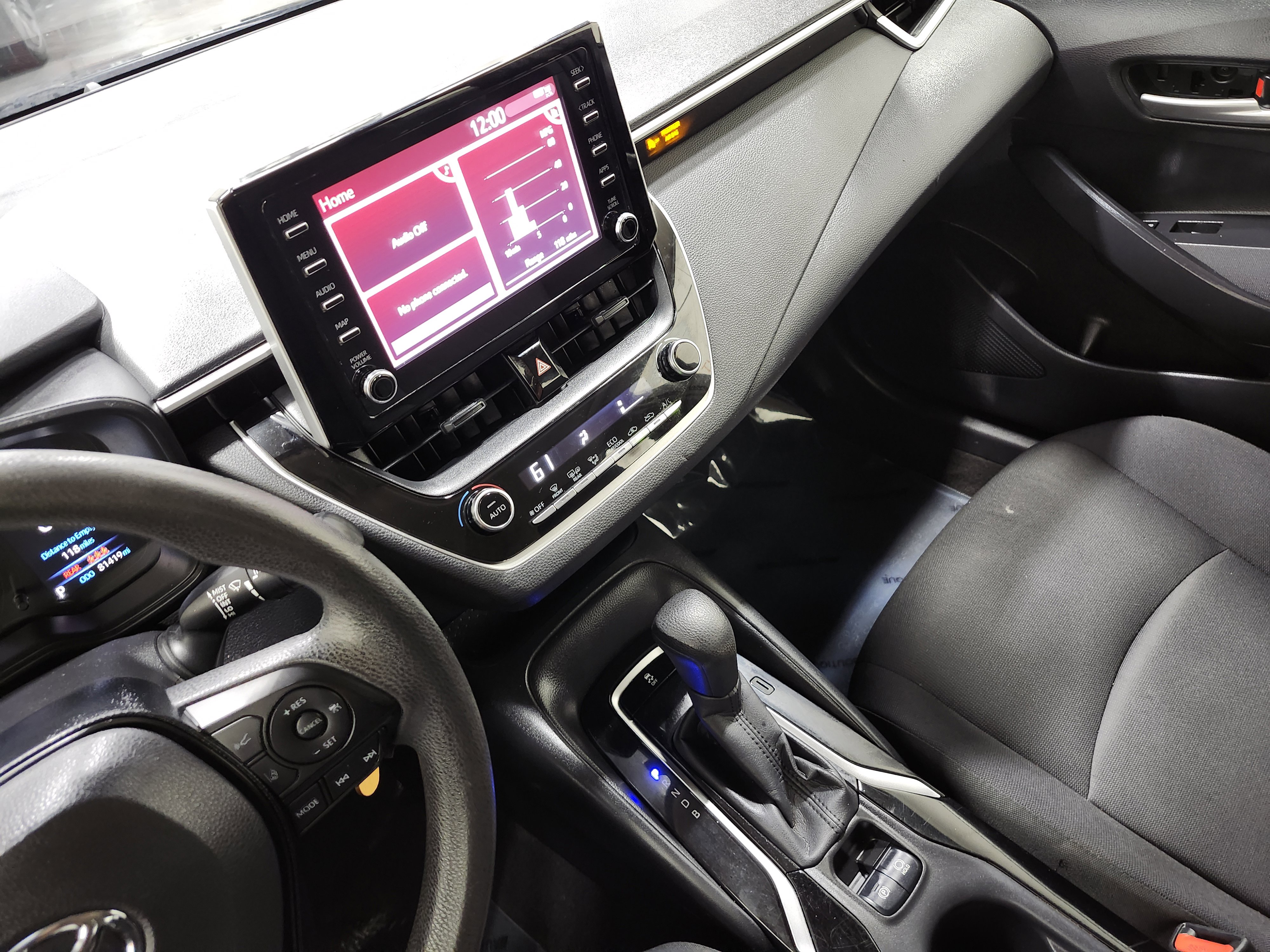 Used 2020 Toyota Corolla LE image 27