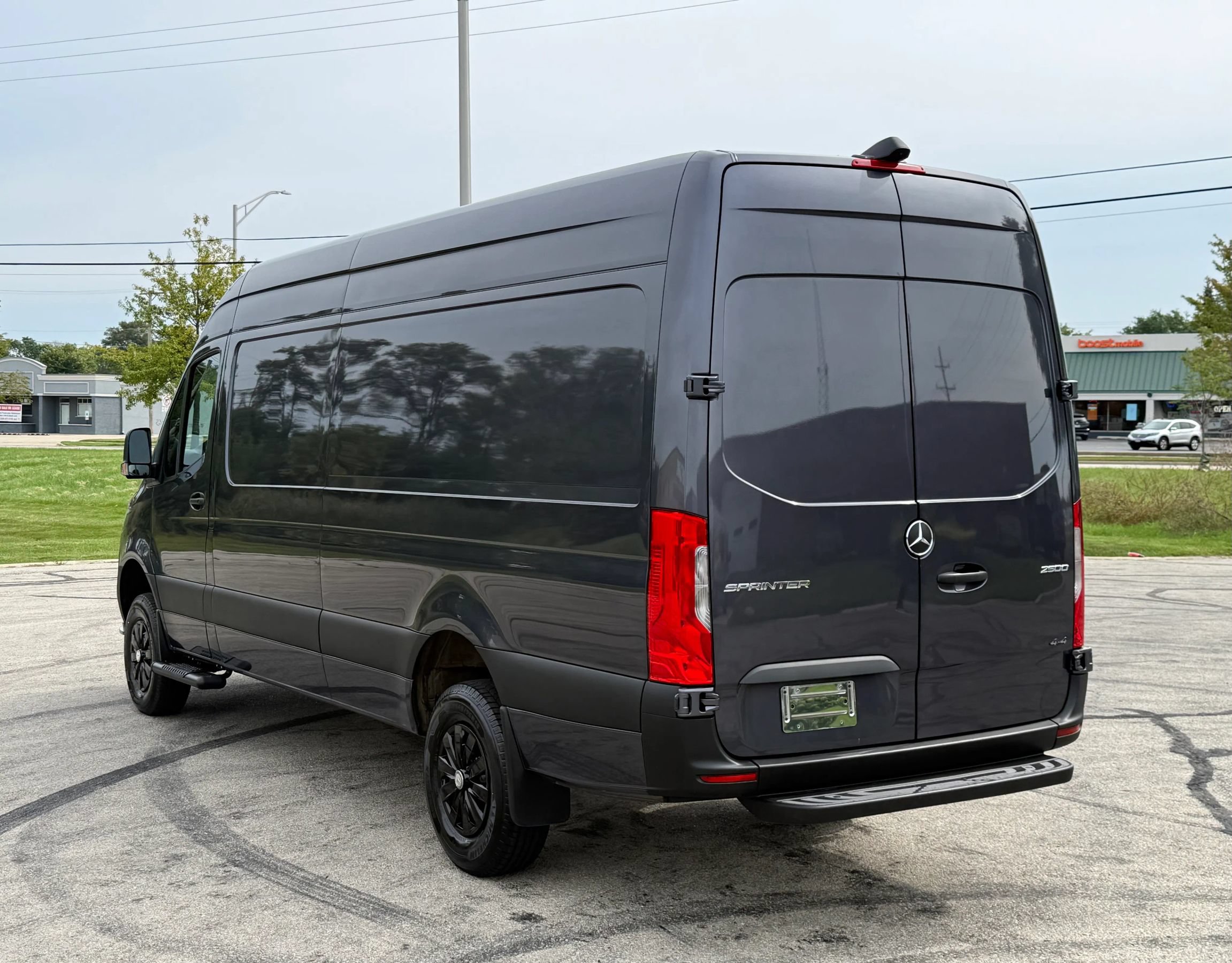 Used 2021 Freightliner Sprinter 2500 AWD/4WD image 5