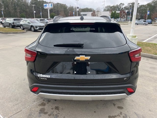 New 2026 Chevrolet Trax LT w/ Driver Confidence Package image 5
