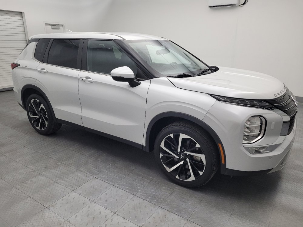 Used 2024 Mitsubishi Outlander SE AWD/4WD image 11