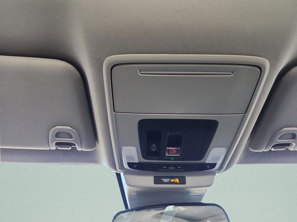 Used 2023 Honda Accord EX image 15