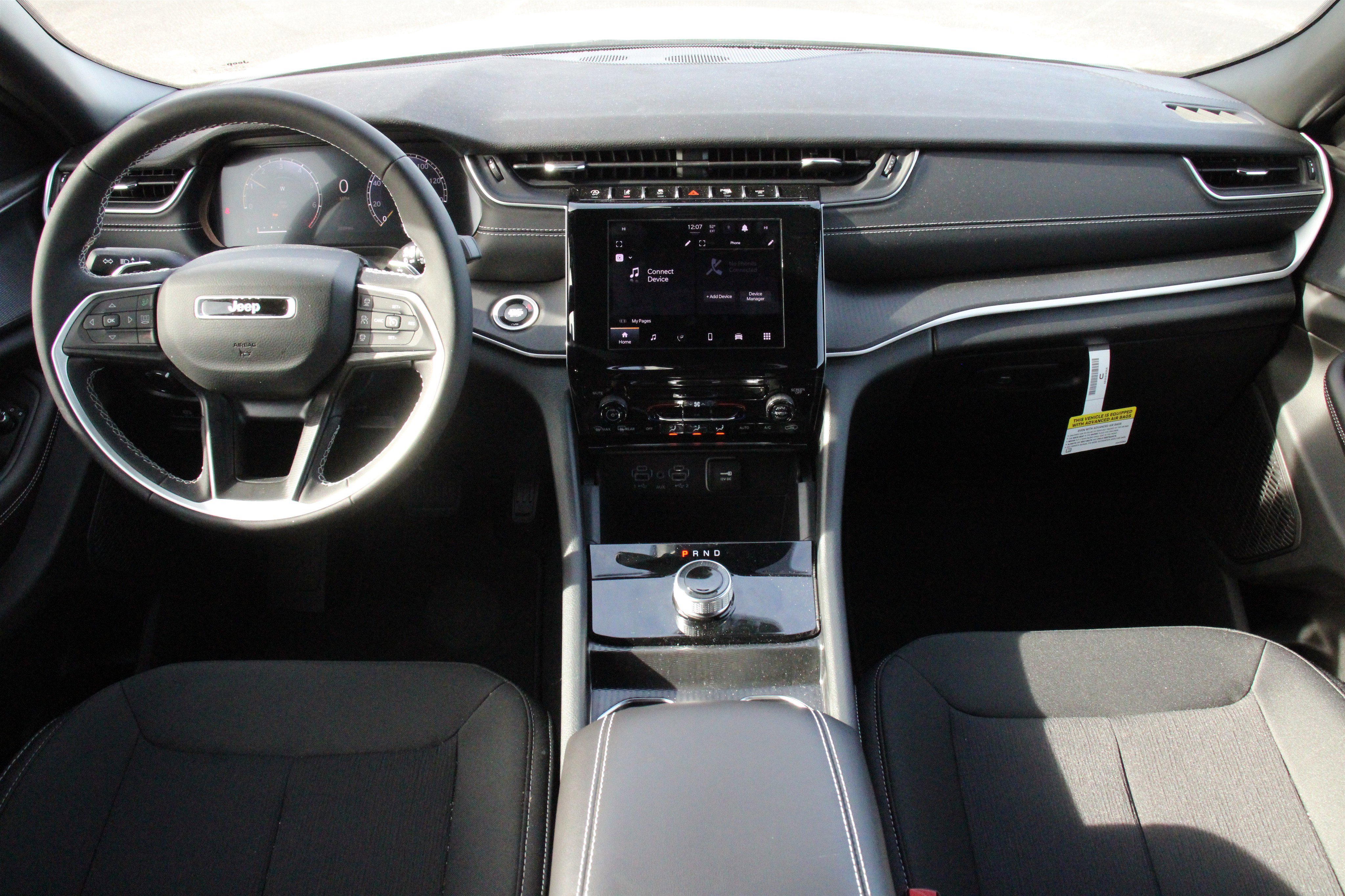 New 2025 Jeep Grand Cherokee Laredo X image 2