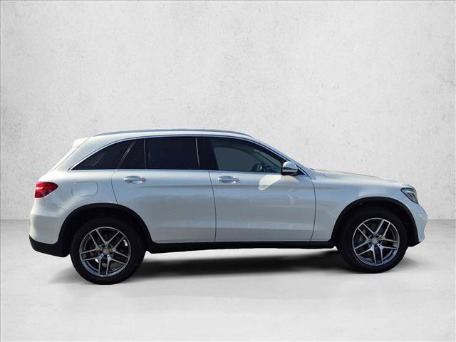 Certified 2016 Mercedes-Benz GLC 300 4MATIC image 4