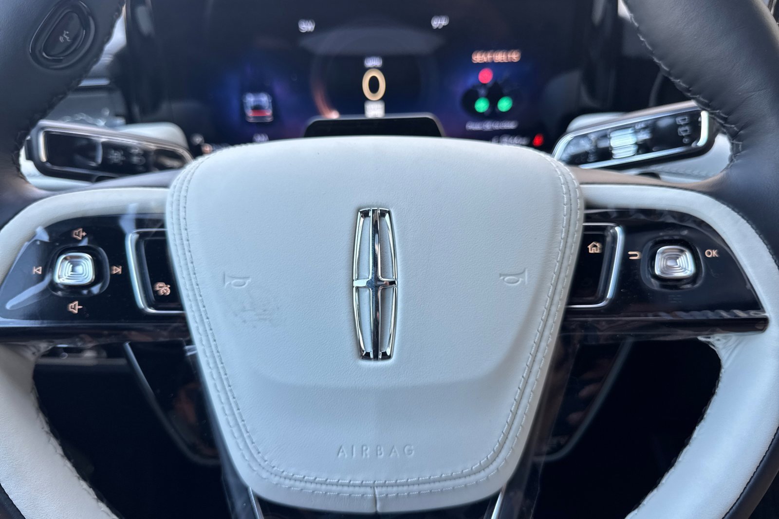 New 2025 Lincoln Aviator Black Label image 23