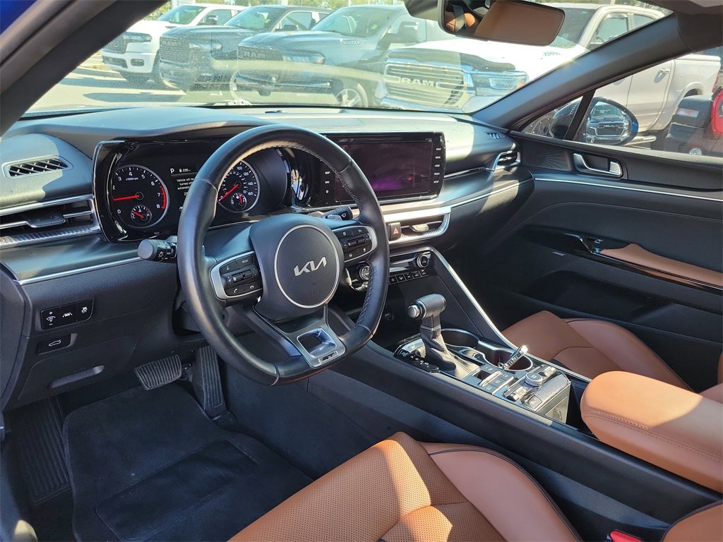 Used 2023 Kia K5 GT w/ GT1 Package image 12