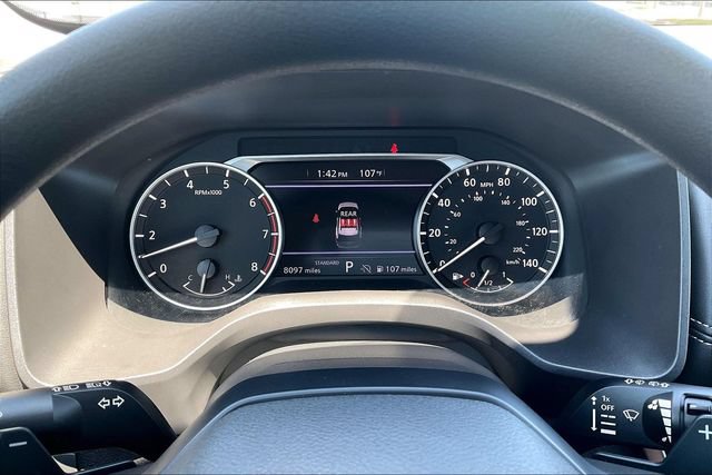 Used 2025 Nissan Rogue S FWD image 17