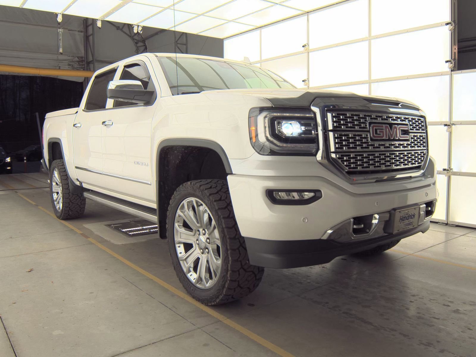 Used 2018 GMC Sierra 1500 Denali w/ Denali Ultimate Package image 3