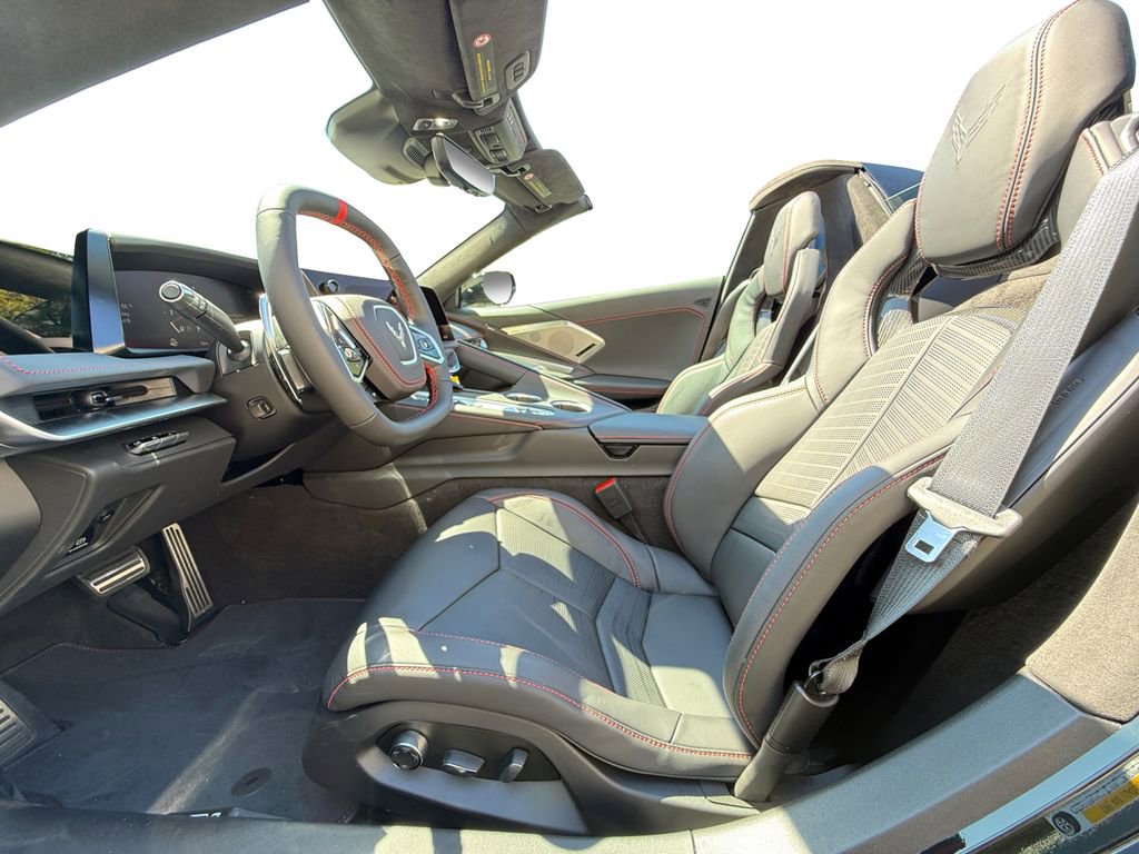 New 2026 Chevrolet Corvette Stingray Premium Conv w/ Z51 Performance Package image 9