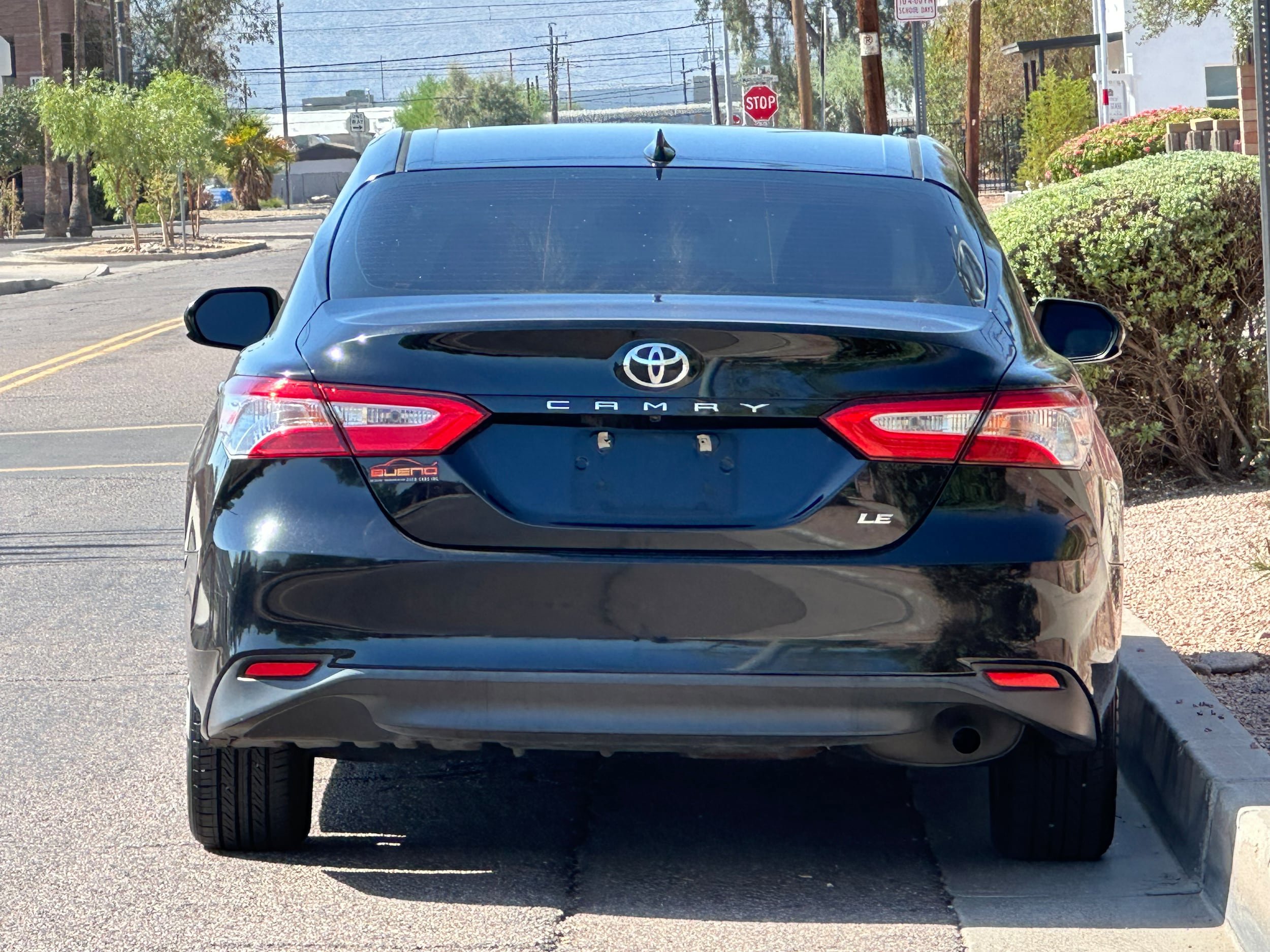 Used 2019 Toyota Camry LE FWD image 5