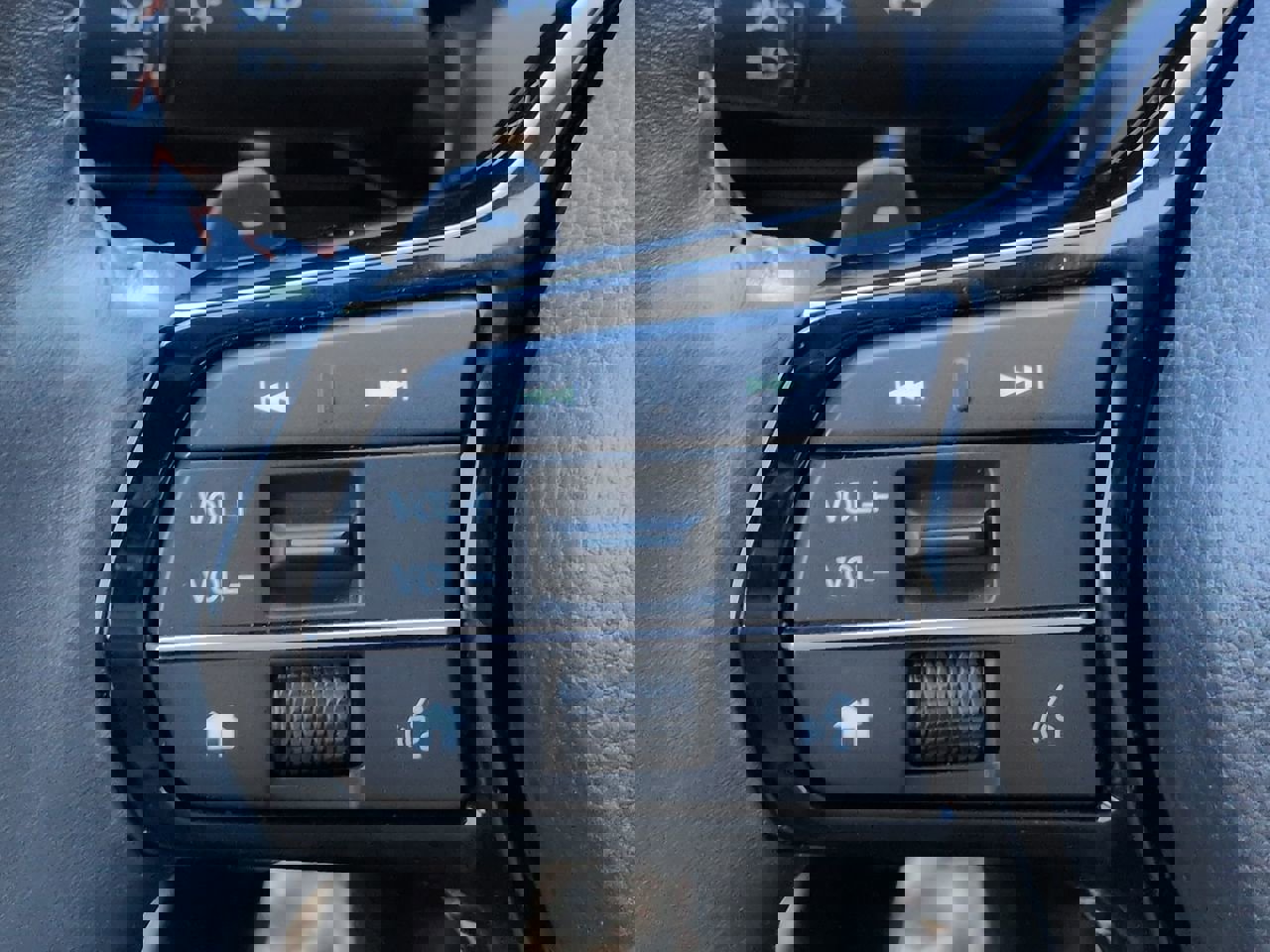 Used 2024 Honda CR-V Sport Touring image 25