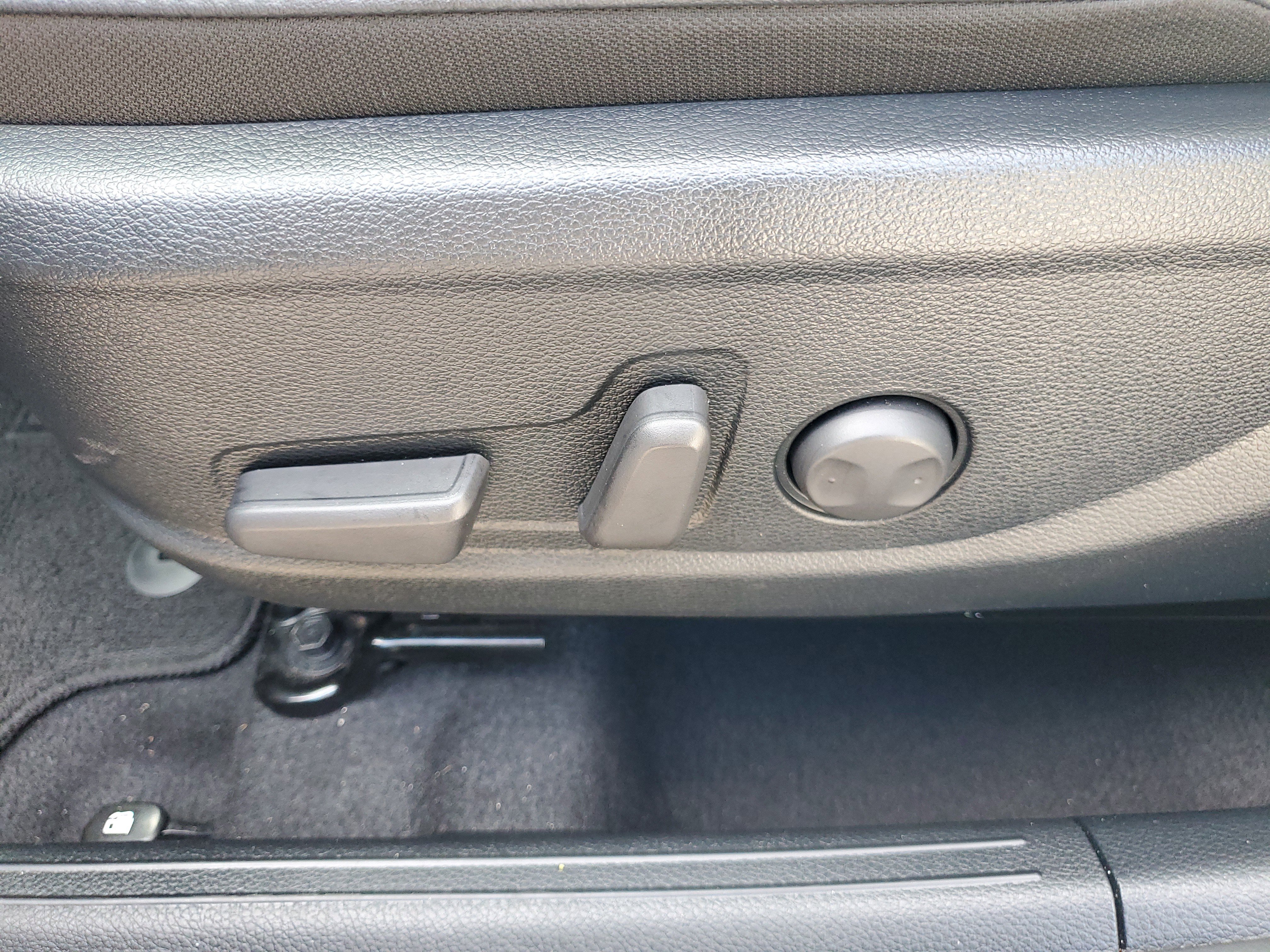 Certified 2025 Kia Seltos EX image 24