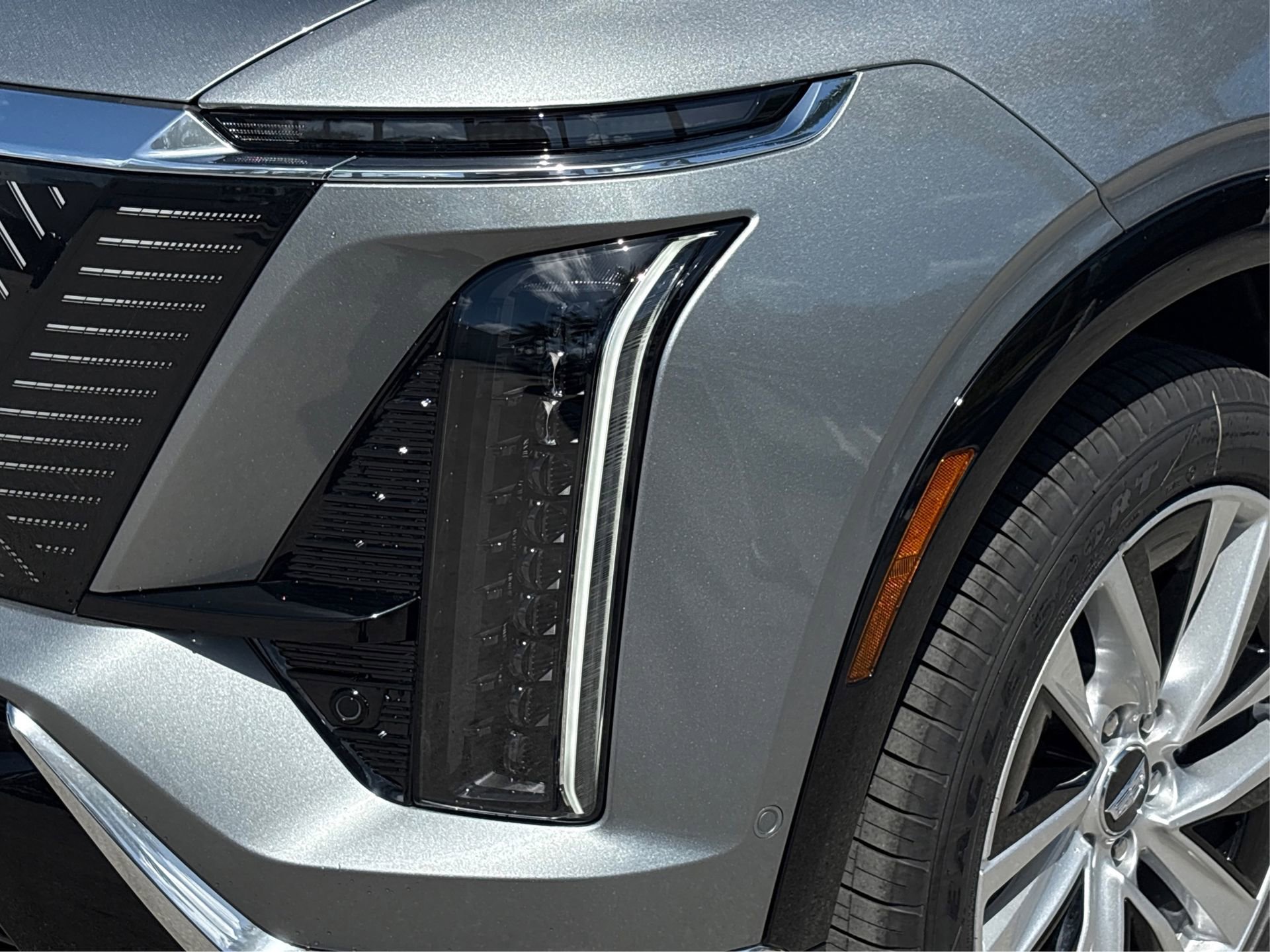 New 2026 Cadillac Vistiq Luxury image 14