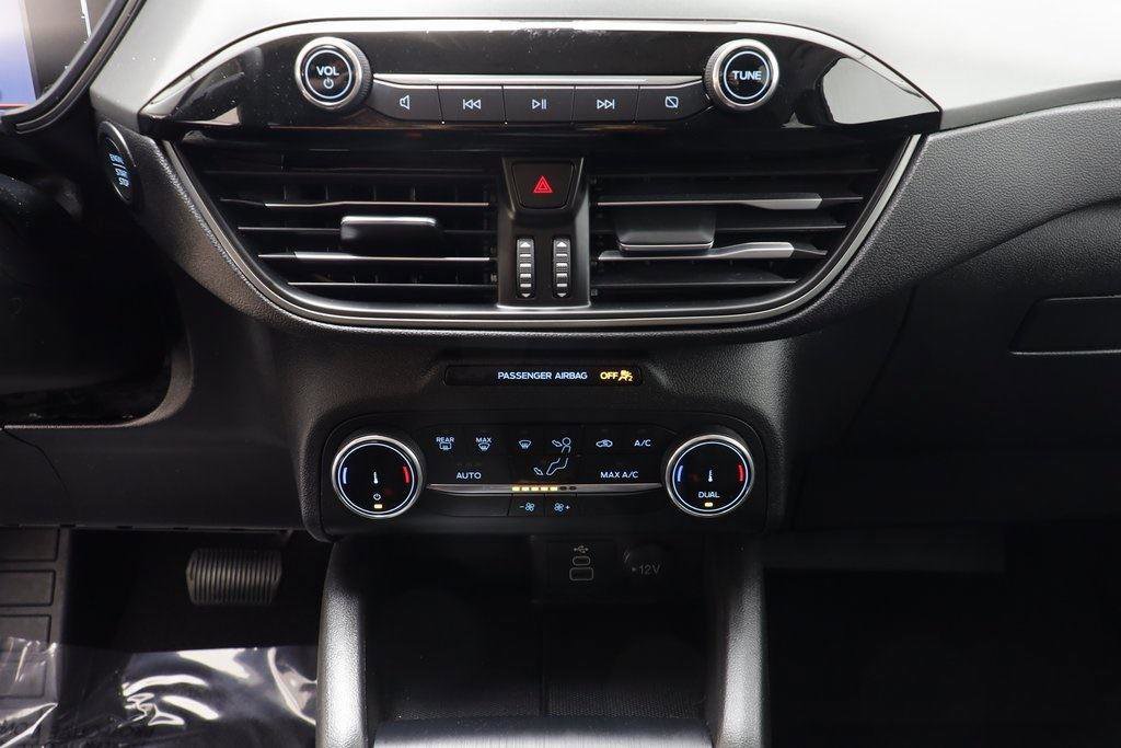 Used 2025 Ford Escape Active image 11