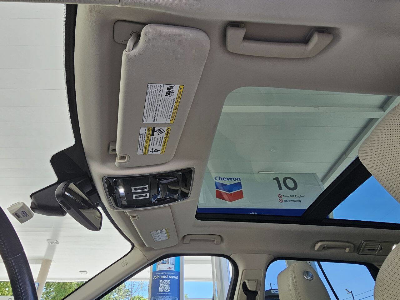 Used 2014 Land Rover Range Rover Sport HSE image 13