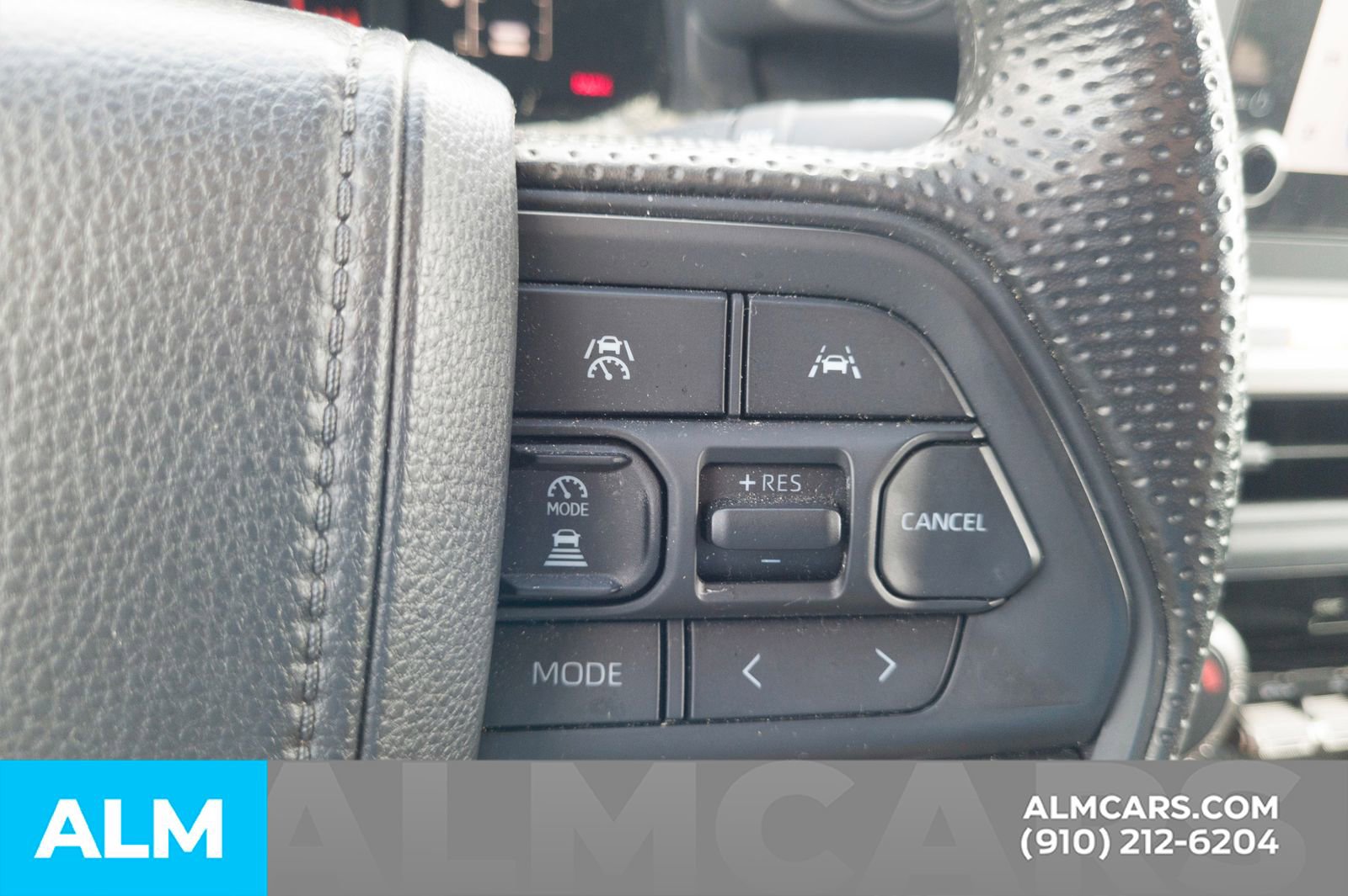 Used 2025 Toyota Tacoma SR5 RWD image 28