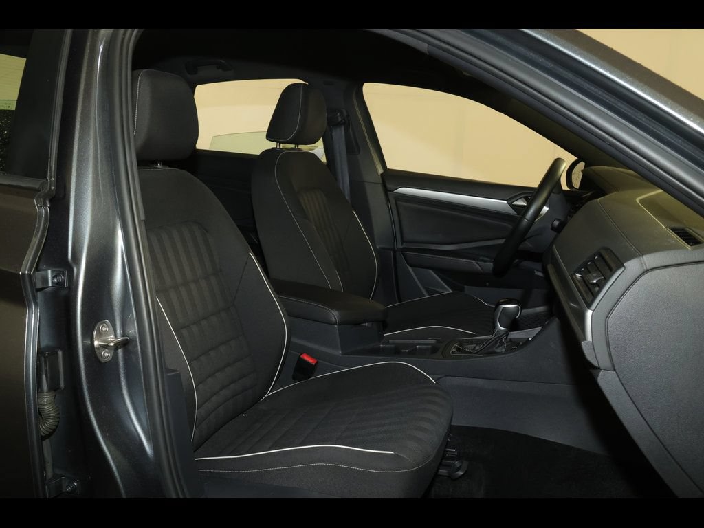 Used 2023 Volkswagen Jetta Sport FWD image 27
