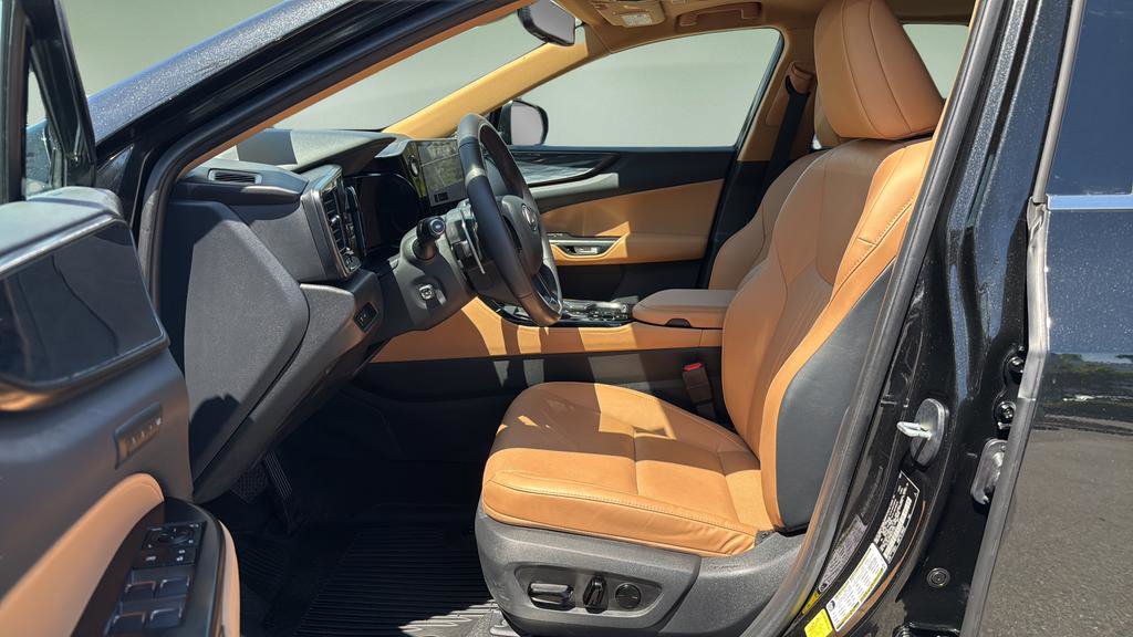 Used 2024 Lexus NX 350 AWD image 11