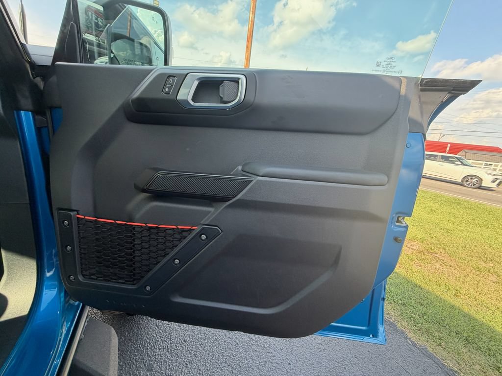 Used 2025 Ford Bronco Raptor AWD/4WD image 18