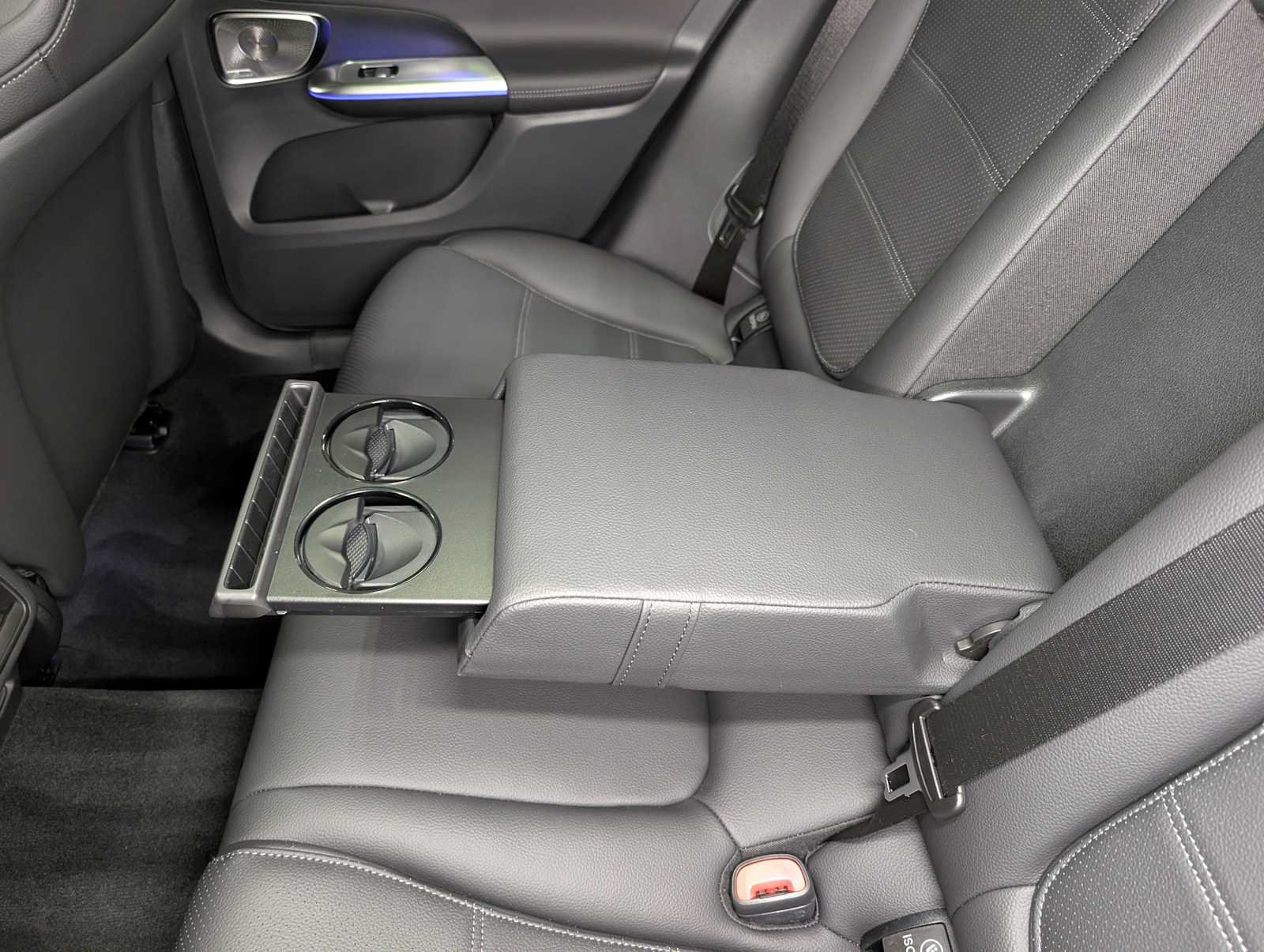 New 2027 Mercedes-Benz GLC 300 4MATIC image 17