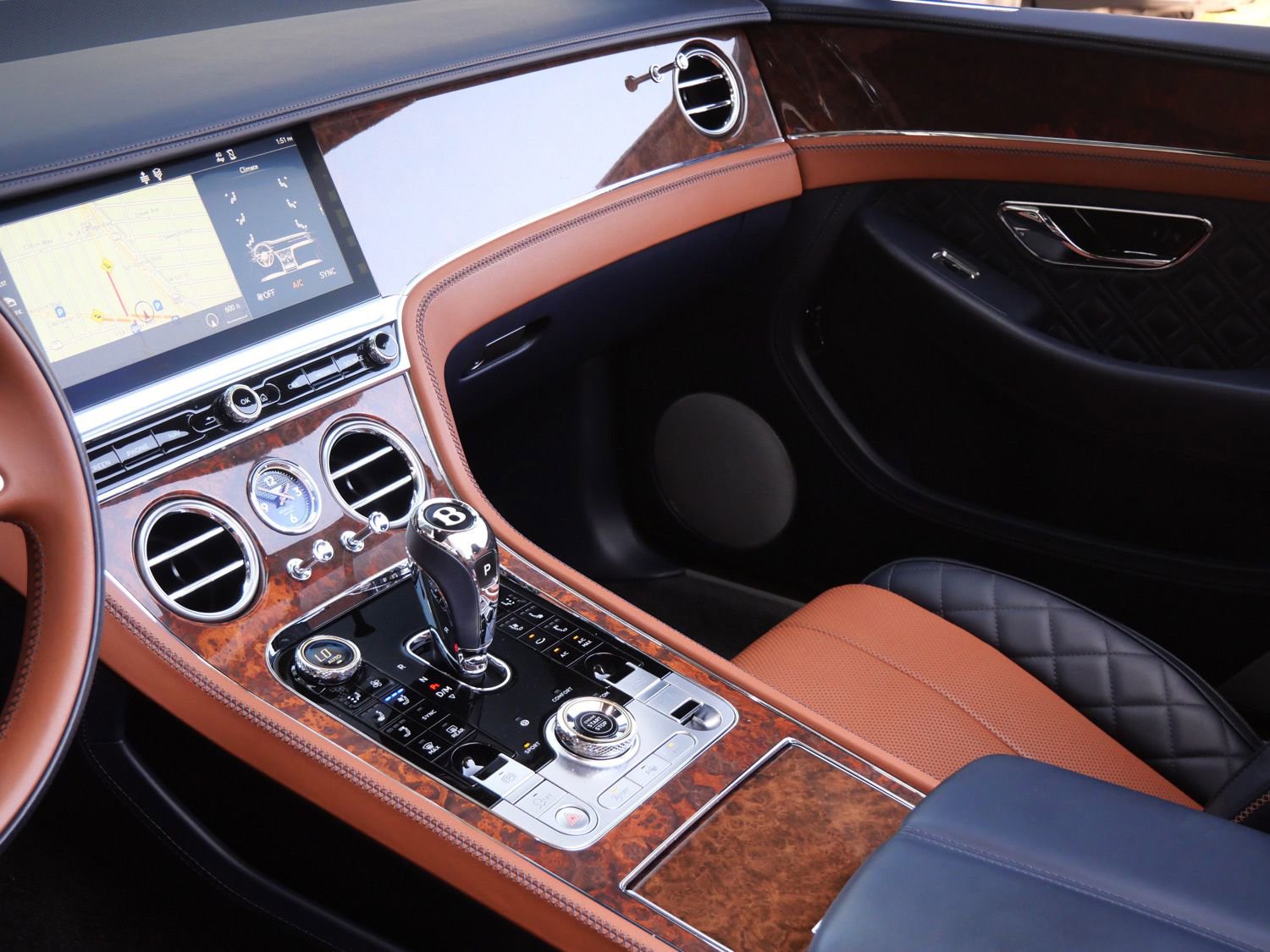 Used 2021 Bentley Continental GT Mulliner AWD/4WD image 16