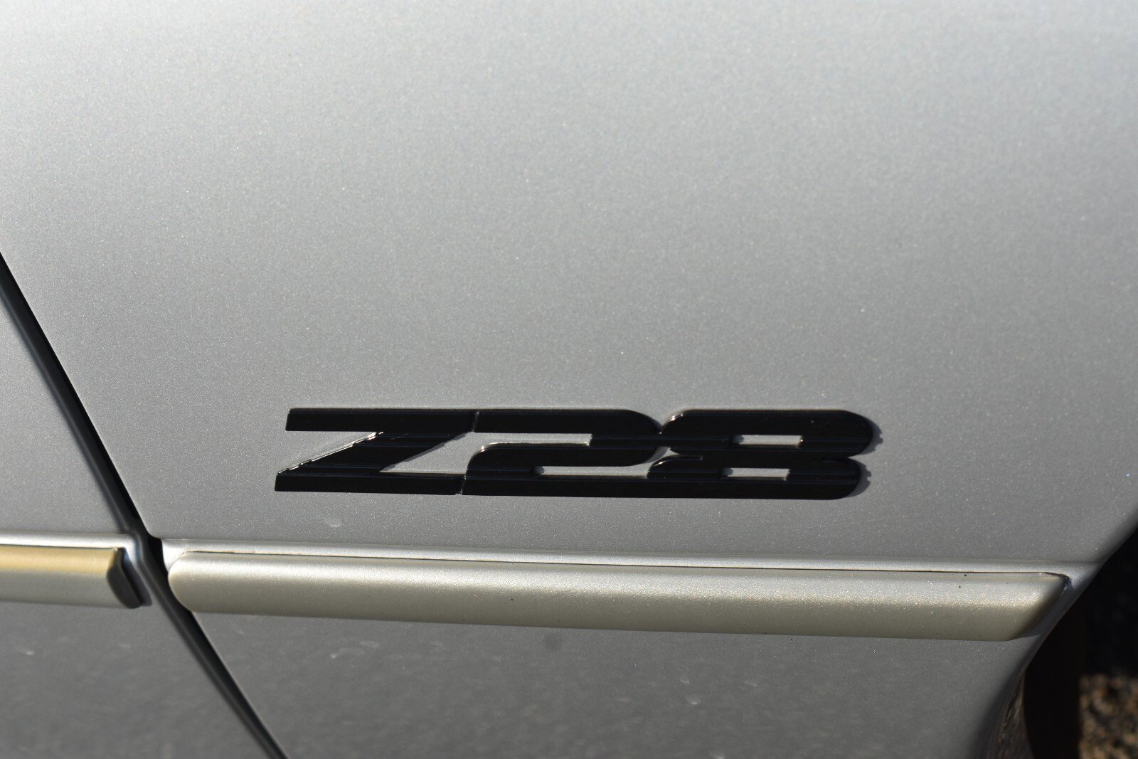 Used 1996 Chevrolet Camaro Z28 RWD image 12