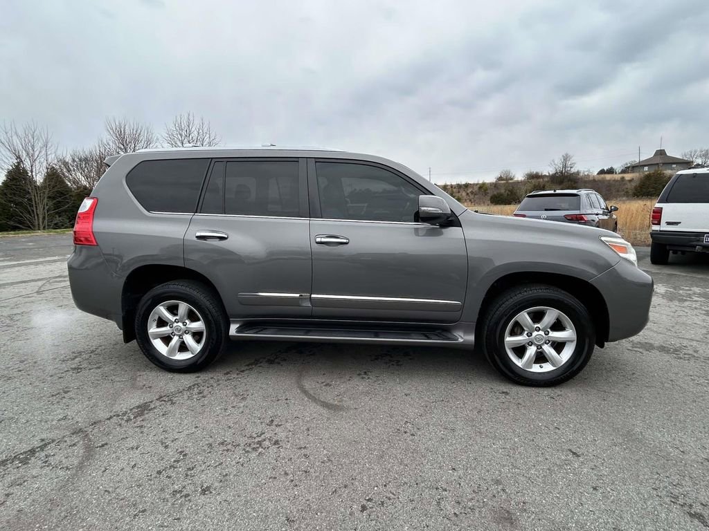 Used 2012 Lexus GX 460 w/ Comfort Plus Pkg image 2
