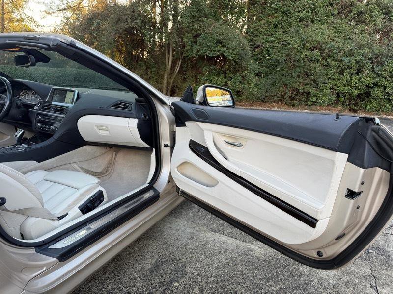 Used 2012 BMW 650i Convertible image 20