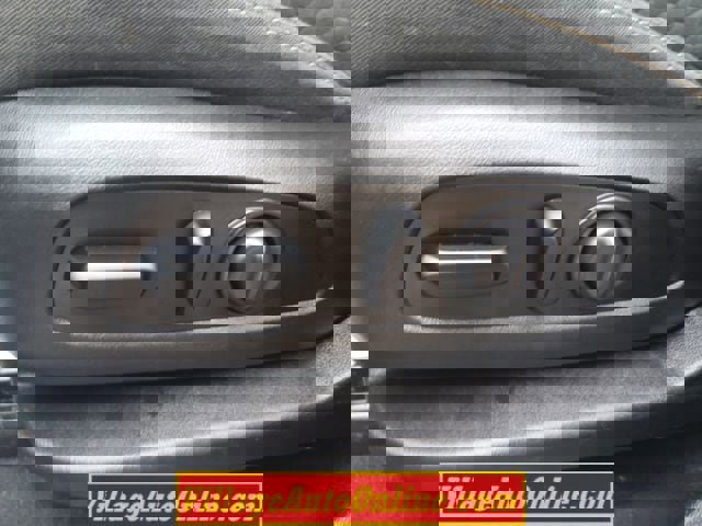 Used 2019 Chevrolet Equinox LT image 18