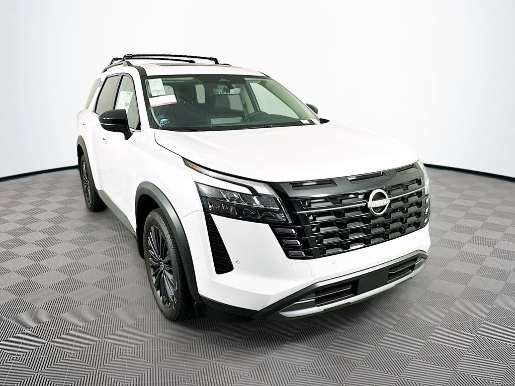 New 2026 Nissan Pathfinder SL w/ SL Premium Package AWD/4WD image 1