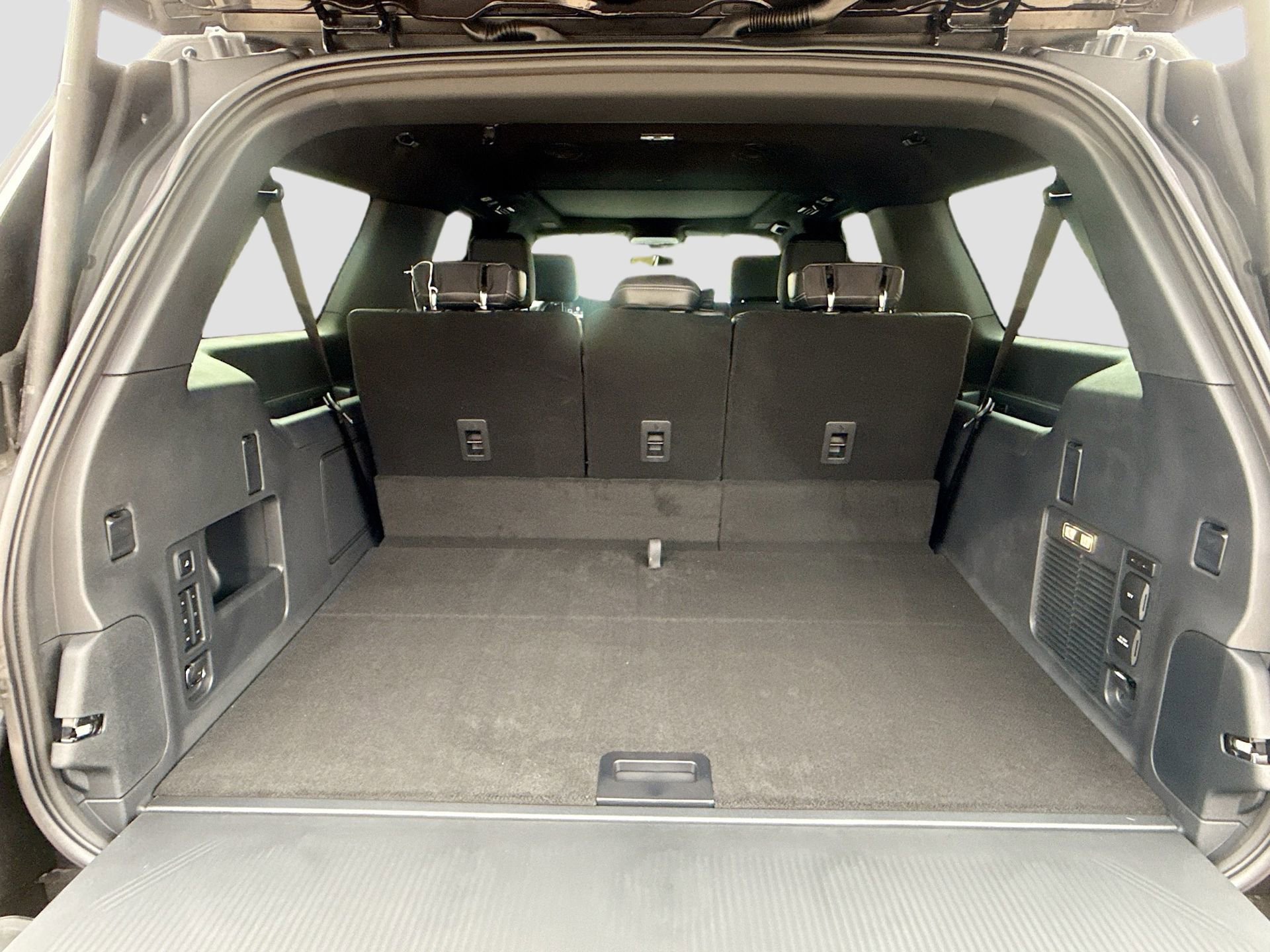 New 2025 Ford Expedition Max Platinum w/ Stealth Performance Package AWD/4WD image 35