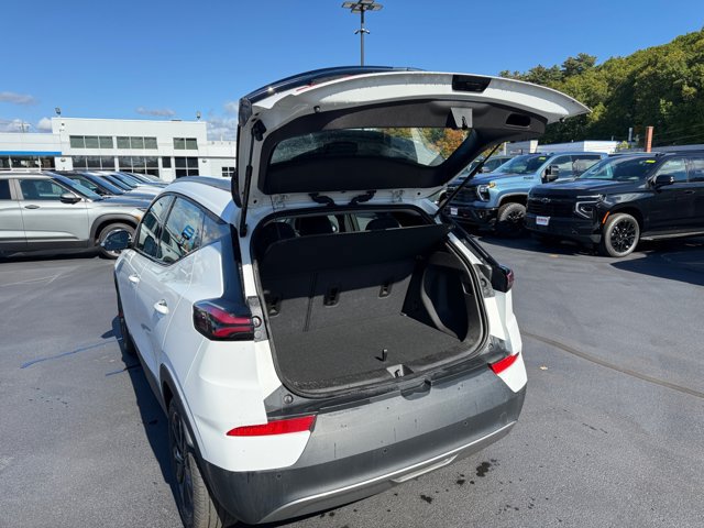 Used 2023 Chevrolet Bolt EUV LT w/ Comfort Package FWD image 25