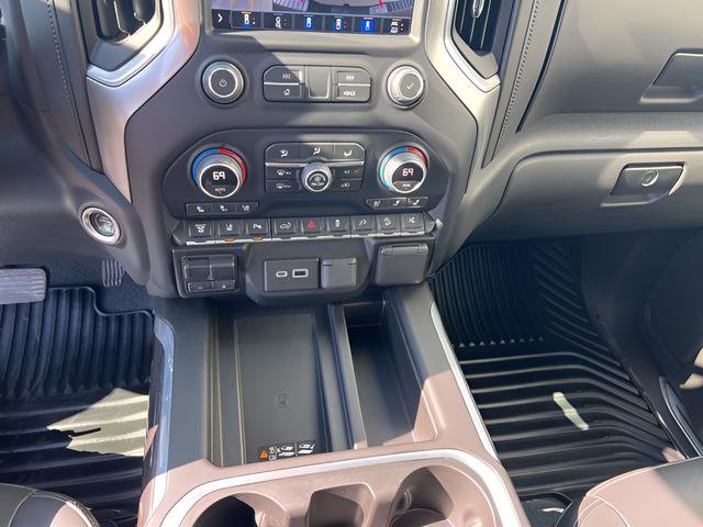 Used 2022 Chevrolet Silverado 2500 LTZ w/ LTZ Plus Package AWD/4WD image 14
