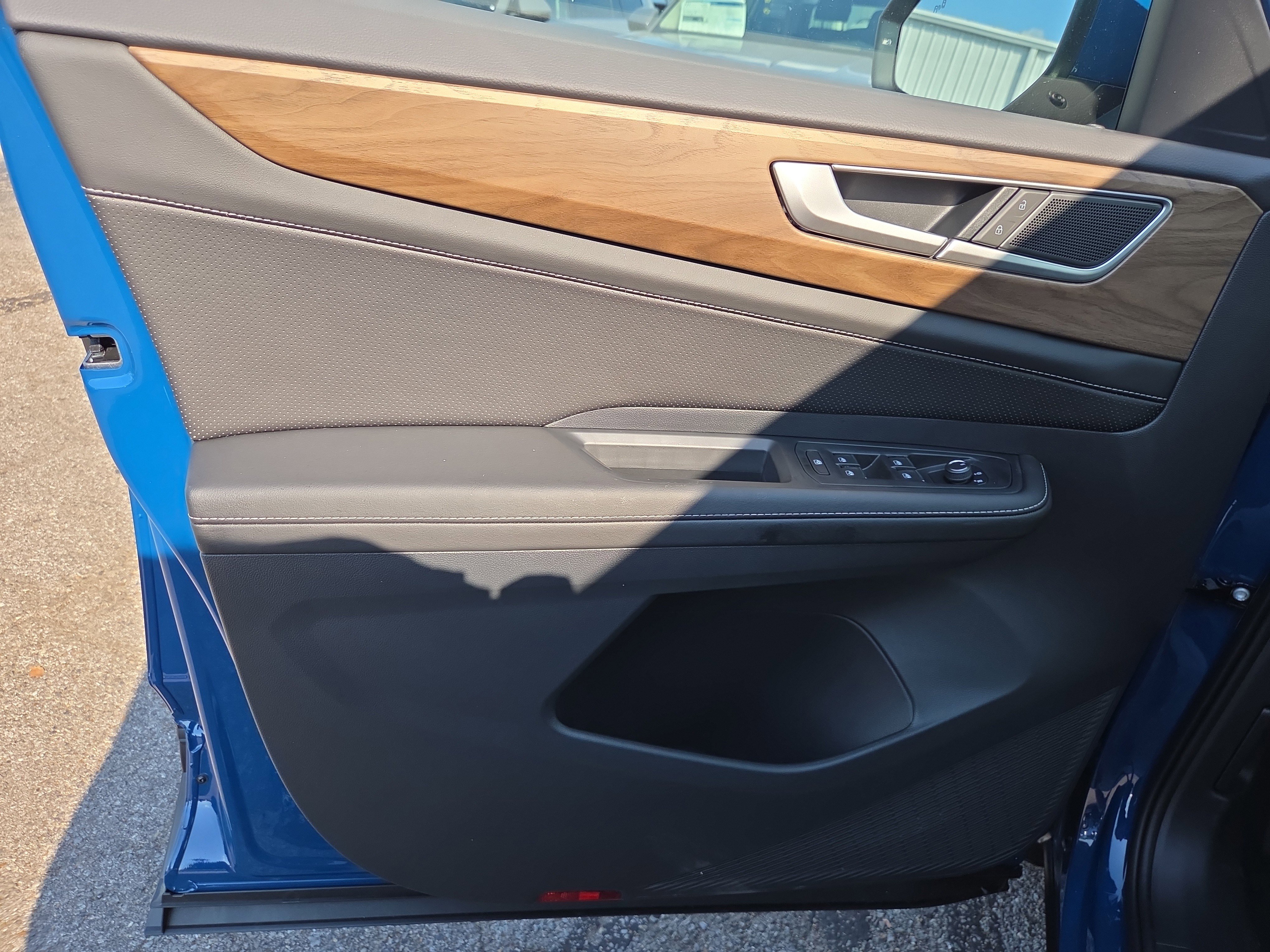 New 2026 Volkswagen Atlas SE image 5