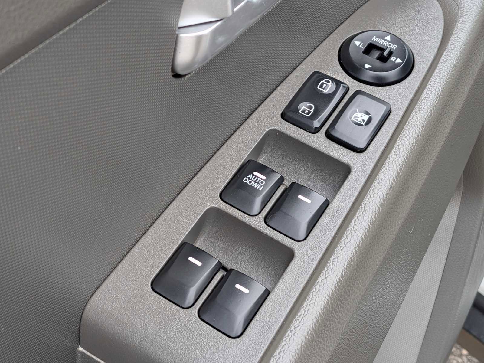 Used 2013 Kia Sportage LX image 18