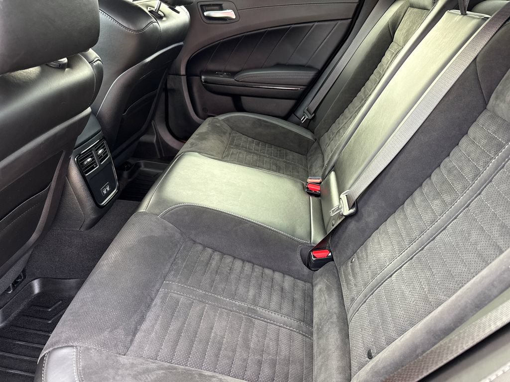 Used 2023 Dodge Charger Scat Pack w/ Daytona Edition Group RWD image 16