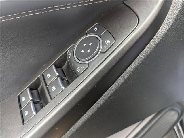 Used 2020 Ford Explorer Limited image 12