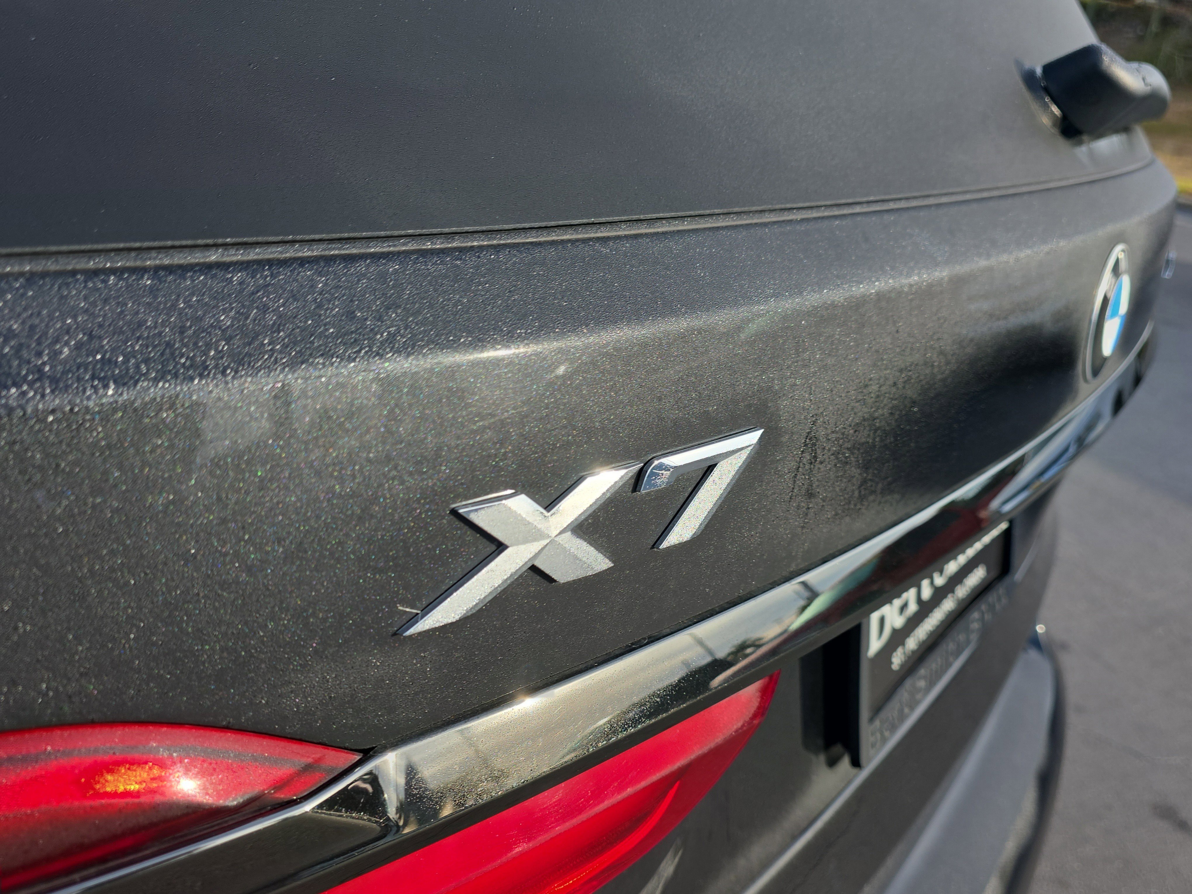 Used 2022 BMW X7 xDrive40i w/ M Sport Package image 5