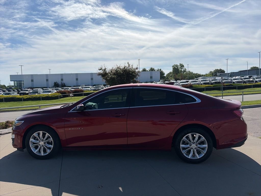 Used 2019 Chevrolet Malibu LT w/ Driver Confidence Package FWD image 5