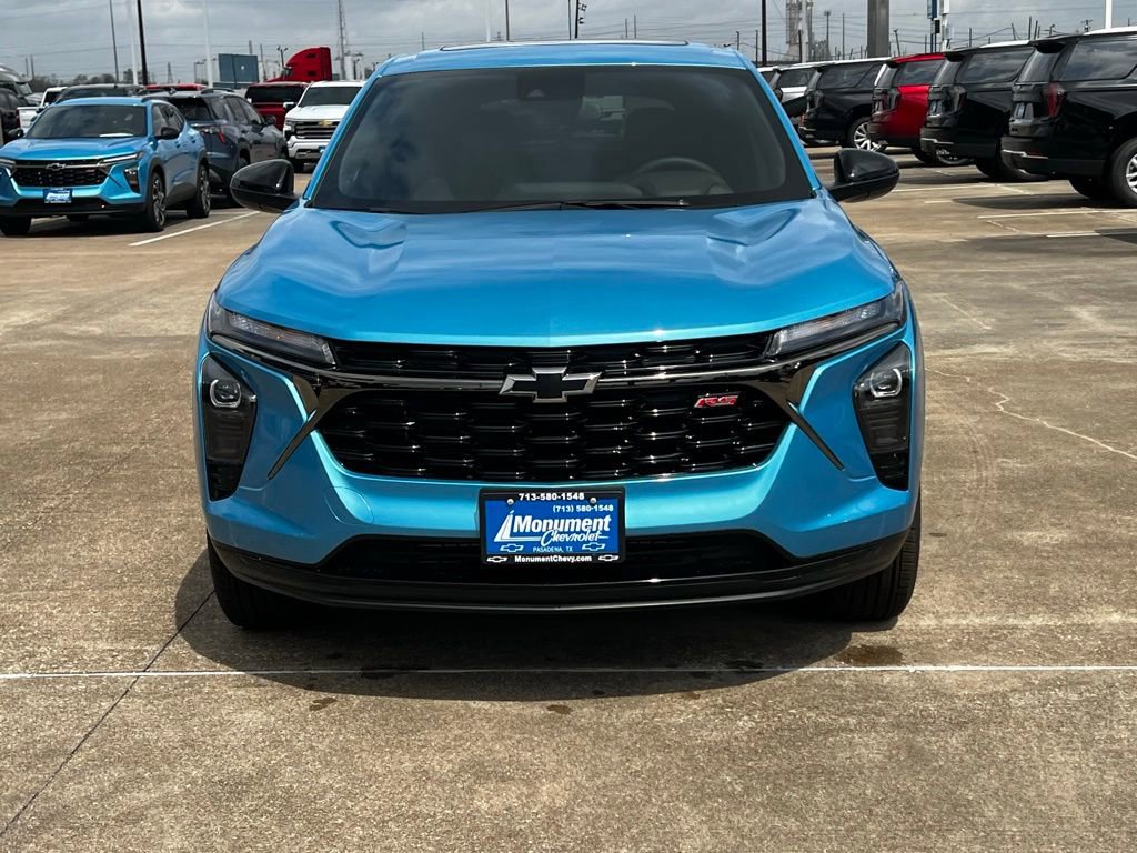 New 2026 Chevrolet Trax RS w/ Sunroof Package image 3