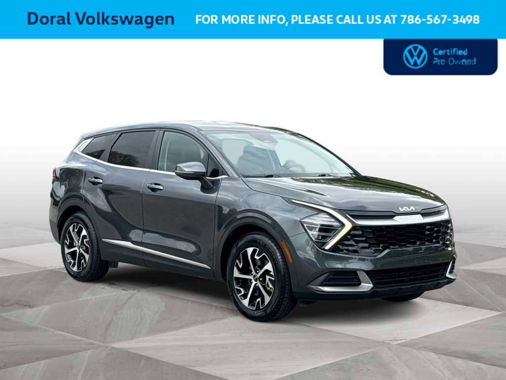 Used 2024 Kia Sportage EX image 2