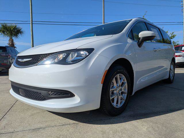 Certified 2021 Chrysler Voyager Lxi FWD image 8
