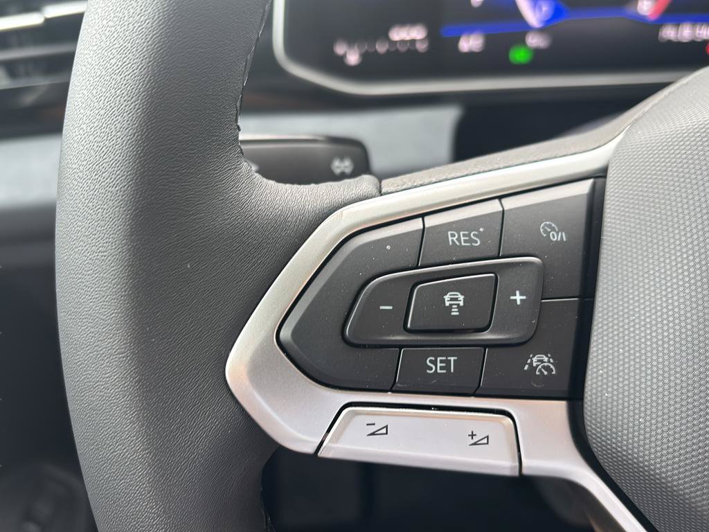 New 2026 Volkswagen Jetta SE FWD image 21
