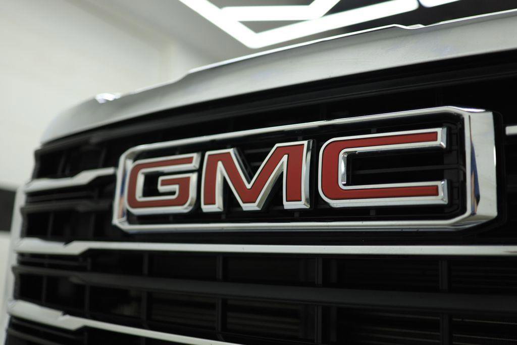 Used 2024 GMC Sierra 3500 SLT image 26