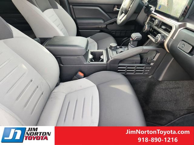 Used 2025 Toyota Tacoma TRD Sport image 16