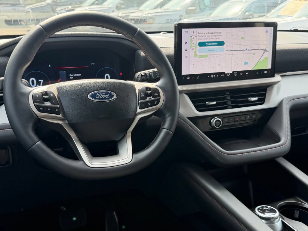 Used 2026 Ford Explorer Active RWD image 34