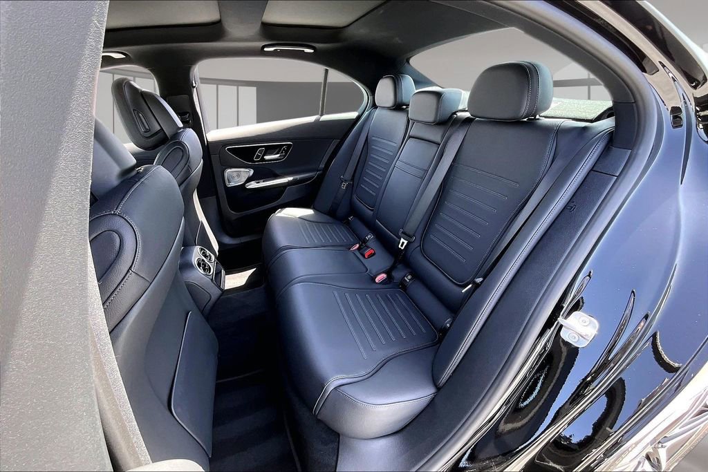Used 2025 Mercedes-Benz C 300 Sedan image 20